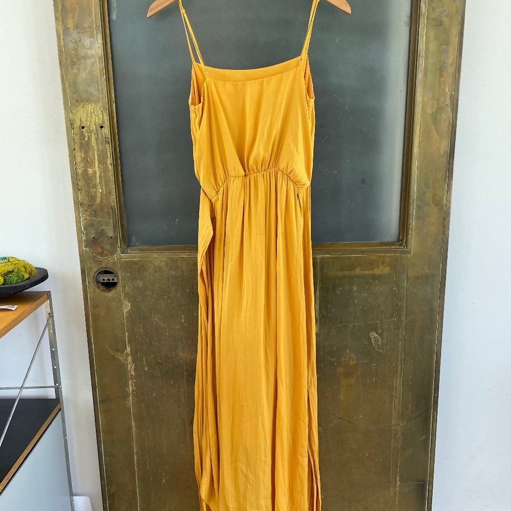 Modern Citizen Mila Layered Tank Dress in marigold Satin Midi Draped Waist tie - Picture 3 of 8